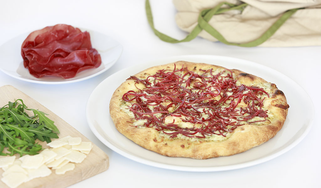 pizza bresaola grana rucola