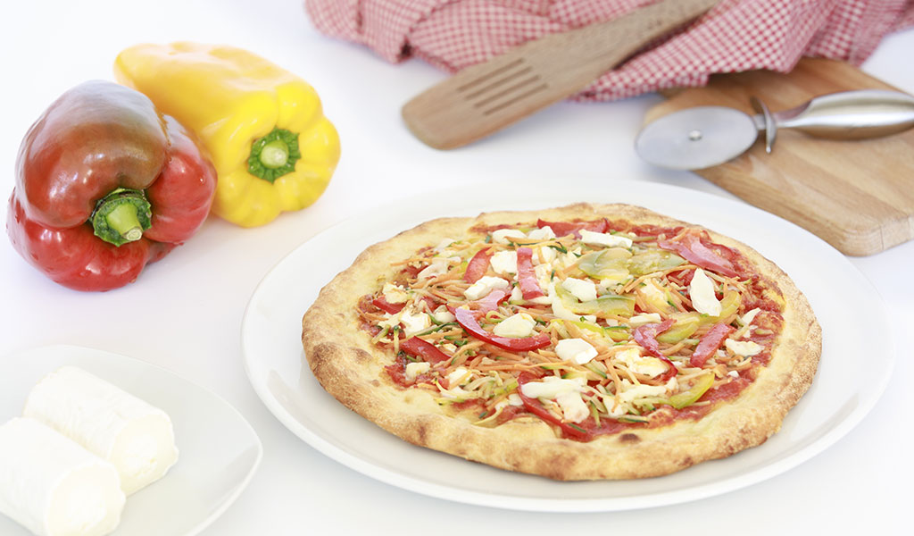 pizza con pinzimonio e caprino